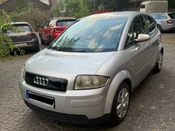 Grau Gebraucht 2001 Audi A2 Kleinwagen | 1.900 € (Guter Preis)