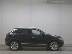 Schwarz Gebraucht 2023 VW T-Roc Style SUV | 16.980 € (Guter Preis)