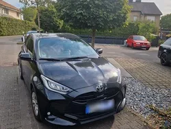 Schwarz Gebraucht 2021 Toyota Yaris Comfort Kombi | 16.200 €