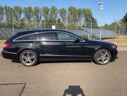 Obsidianschwarz metalliclack Gebraucht 2015 Mercedes CLS350 Kombi | 25.900 € (Etwas zu teuer)