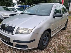 Silber Gebraucht 2006 Skoda Fabia Kleinwagen | 999 € (Guter Preis)