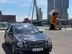 Blau Gebraucht 2002 Mercedes E320 Avantgarde Limousine | 2.800 € (Guter Preis)