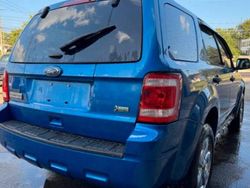 Blau Gebraucht 2009 Ford Escape SUV | 21.500 €