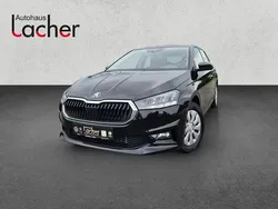 Blackmagic perleffekt Neu 2025 Skoda Fabia Selection Limousine | 20.790 € (Guter Preis)
