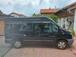 Schwarz Gebraucht 2011 Ford Transit Van / Kleinbus | 14.990 €