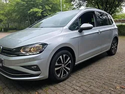 Silber Gebraucht 2020 VW Golf Sportsvan United Van / Kleinbus | 13.400 € (Guter Preis)