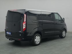 Obsidianschwarz Gebraucht 2022 Ford Transit Custom Kombi | 33.588 € (Teuer)