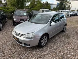 Silber Gebraucht 2008 VW Golf VI United Limousine | 2.800 € (Fairer Preis)