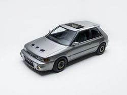 Grau Gebraucht 1993 Mazda 323 Kleinwagen | 29.999 €