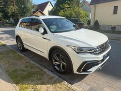 Weiß Gebraucht 2023 VW Tiguan R-line SUV | 39.500 € (Etwas zu teuer)