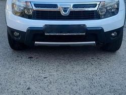 Weiß Gebraucht 2013 Dacia Duster SUV | 5.700 € (Teuer)