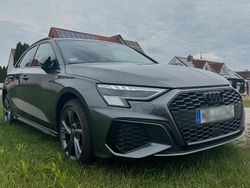 Grau Gebraucht 2024 Audi A3 e-tron Ambiente Kleinwagen | 32.800 € (Etwas zu teuer)