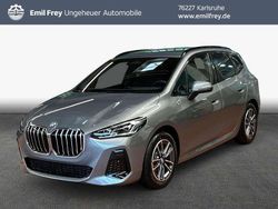 Skyscraper grau metallic Neu 2025 BMW 220 Active Tourer Performance Van / Kleinbus | 40.590 € (Fairer Preis)