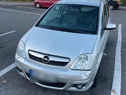 Silber Gebraucht 2006 Opel Meriva Van / Kleinbus | 500 € (Superpreis)