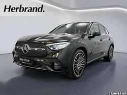 Metalliclack obsidianschwarz Gebraucht 2024 Mercedes GLC220 AMG SUV | 55.980 € (Superpreis)