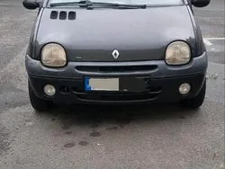 Schwarz Gebraucht 2002 Renault Twingo Kleinwagen | 750 € (Guter Preis)