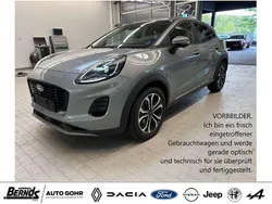 Solar silver metallic (pn4hs) Gebraucht 2024 Ford Puma Titanium SUV | 23.220 € (Guter Preis)
