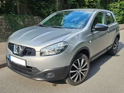 Silber Gebraucht 2012 Nissan Qashqai Visia SUV | 7.100 € (Fairer Preis)