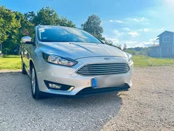 Silber Gebraucht 2016 Ford Focus Titanium Kombi | 8.500 € (Fairer Preis)