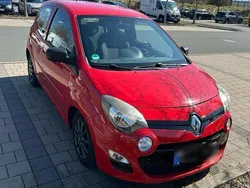 Rot Gebraucht 2012 Renault Twingo Kleinwagen | 3.499 €