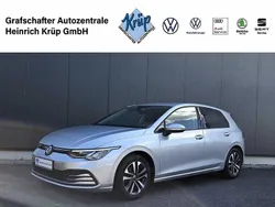 Silber Gebraucht 2021 VW Golf VIII United Limousine | 18.550 € (Fairer Preis)