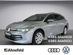 Oyster silver Gebraucht 2024 VW Golf VIII Style Kombi | 32.888 € (Fairer Preis)