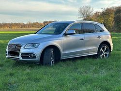 Silber Gebraucht 2015 Audi Q5 Sport SUV | 18.300 € (Fairer Preis)