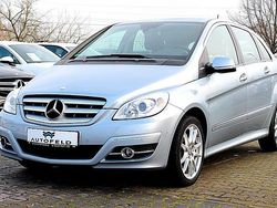 Blau Gebraucht 2009 Mercedes B180 Van / Kleinbus | 6.950 € (Fairer Preis)