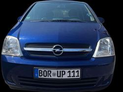 Blau Gebraucht 2004 Opel Meriva Enjoy Van / Kleinbus | 2.100 € (Fairer Preis)