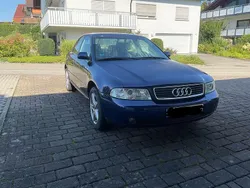 Blau Gebraucht 2000 Audi A4 Limousine | 2.700 € (Etwas zu teuer)