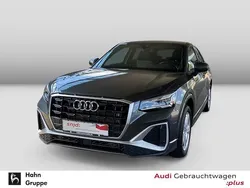 Grau Gebraucht 2024 Audi Q2 S-Line SUV | 32.430 € (Etwas zu teuer)