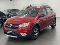 Rot Gebraucht 2018 Dacia Sandero Stepway Kleinwagen | 12.980 € (Etwas zu teuer)
