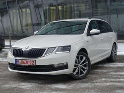 Bila candy/candyweiss Gebraucht 2019 Skoda Octavia Soleil Kombi | 16.990 € (Fairer Preis)