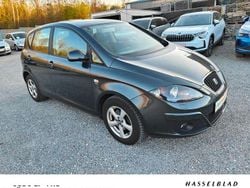 Grau Gebraucht 2012 Seat Altea Stylance Van / Kleinbus | 5.490 € (Fairer Preis)