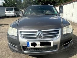 Grau Gebraucht 2008 VW Touareg SUV | 5.450 € (Fairer Preis)