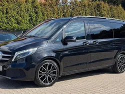 Obsidianschwarz metallic Gebraucht 2020 Mercedes V220 Edition Van / Kleinbus | 42.990 € (Fairer Preis)