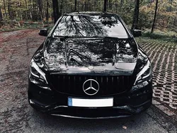 Schwarz Gebraucht 2018 Mercedes CLA200 AMG line Limousine | 21.900 € (Etwas zu teuer)