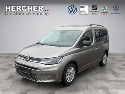 Beige Gebraucht 2024 VW Caddy Life Van / Kleinbus | 34.590 € (Fairer Preis)