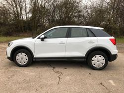 Weiß Gebraucht 2023 Audi Q2 Advanced SUV | 21.200 € (Fairer Preis)