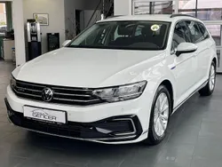Weiß Gebraucht 2020 VW Passat GTE Kombi | 17.490 € (Guter Preis)