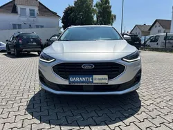 Silber Gebraucht 2022 Ford Focus Cool & Connect Kombi | 20.990 € (Guter Preis)