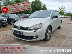 Silver leaf metallic Gebraucht 2012 VW Golf VI Match Limousine | 2.485 € (Teuer)
