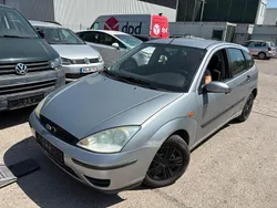 Silber Gebraucht 2003 Ford Focus Kleinwagen | 500 € (Superpreis)