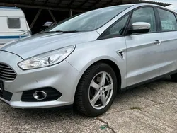 Silber Gebraucht 2018 Ford S-MAX S Van / Kleinbus | 6.850 € (Fairer Preis)