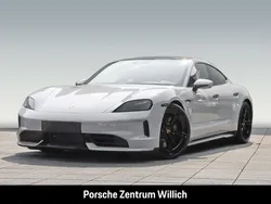 Weiß Gebraucht 2022 Porsche Taycan 4S Limousine | 147.890 € (Teuer)