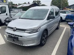 Reflexsilber metallic Neu 2024 VW Caddy Maxi Style Van / Kleinbus | 44.495 € (Etwas zu teuer)
