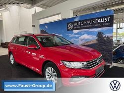 Rot Gebraucht 2023 VW Passat Business Kombi | 23.450 € (Superpreis)