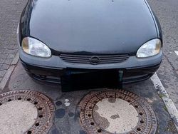 Gebraucht 1998 Opel Corsa Swing Limousine | 800 € (Guter Preis)