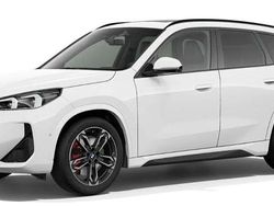 Alpinweiß uni Neu 2025 BMW X1 Performance SUV | 58.900 € (Teuer)
