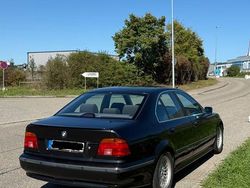 Schwarz Gebraucht 1997 BMW 523 Limousine | 4.800 € (Teuer)